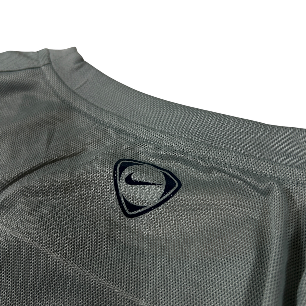 ‘08-‘09 Nike FC Barcelona Training Shirt - Grey