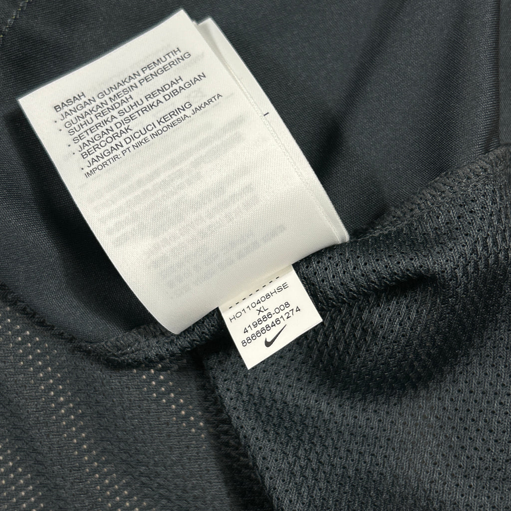 ‘11-‘12 Nike FC Barcelona Qatar Foundation Training Shirt