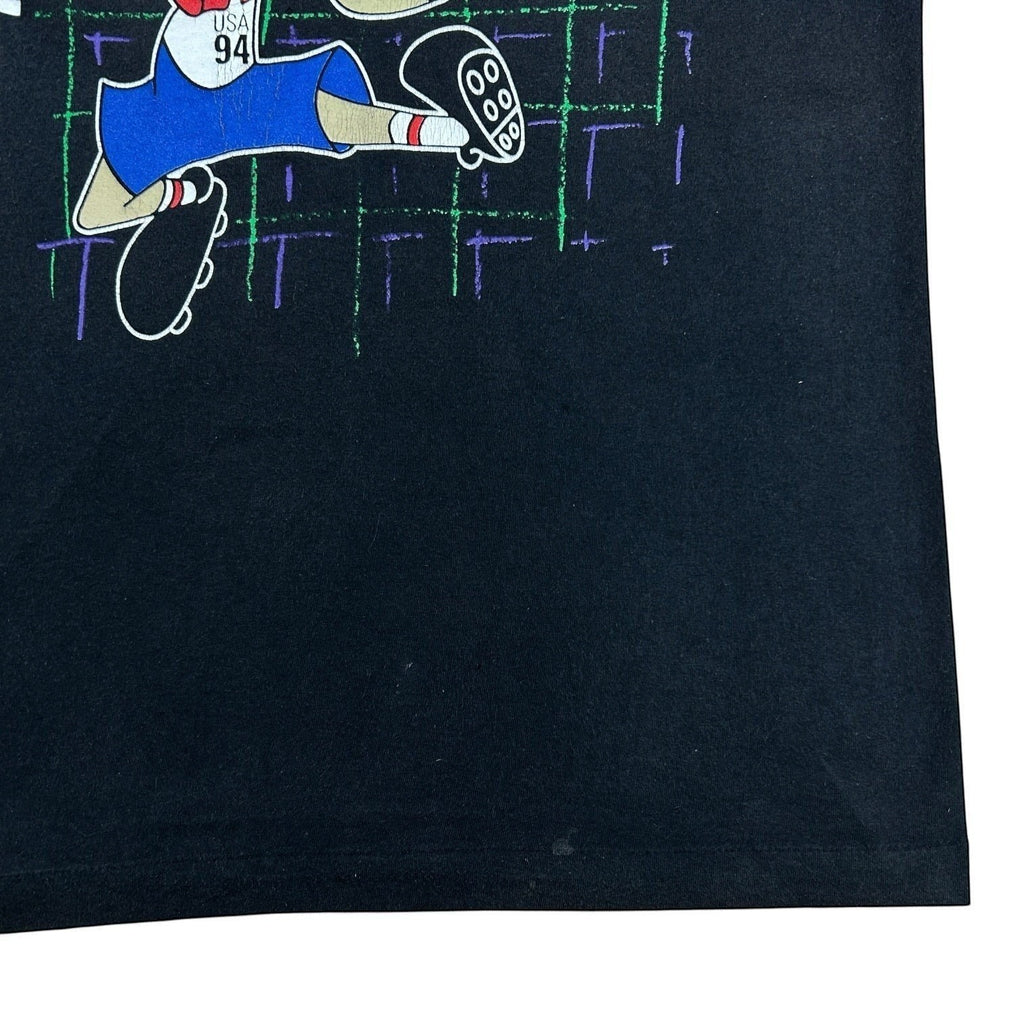 USA 94 Striker Header Tee