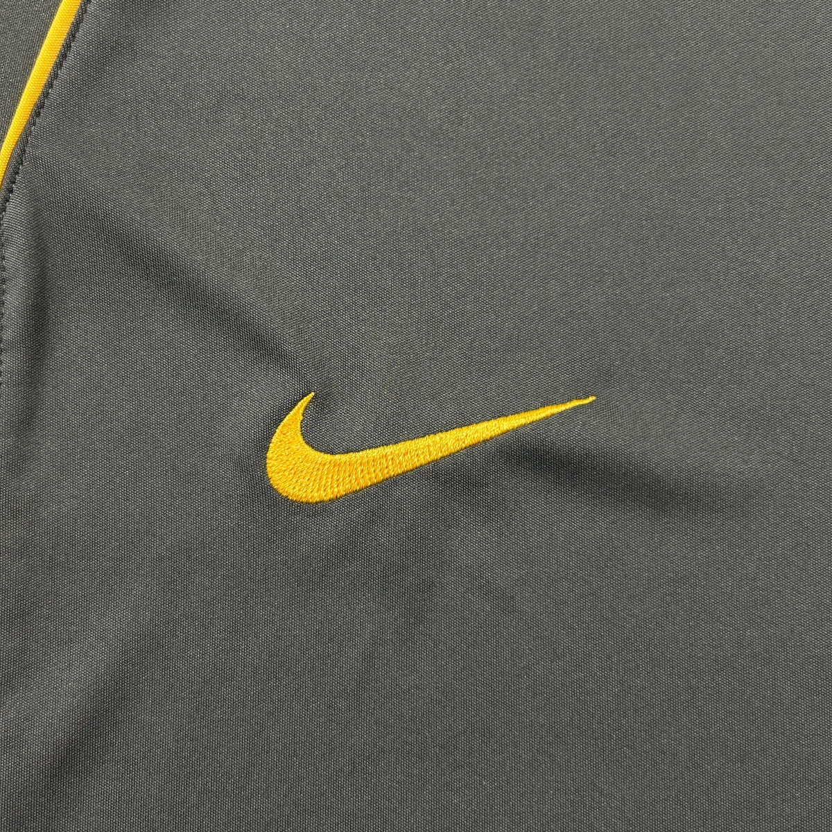 ‘01-‘02 Nike Club América Training Shirt