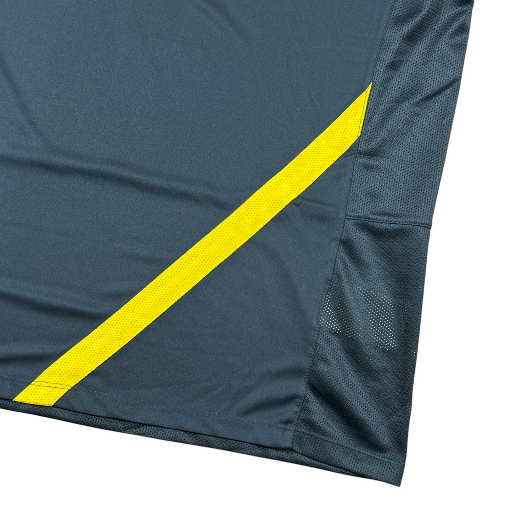 ‘11-‘12 Nike FC Barcelona Qatar Foundation Training Shirt