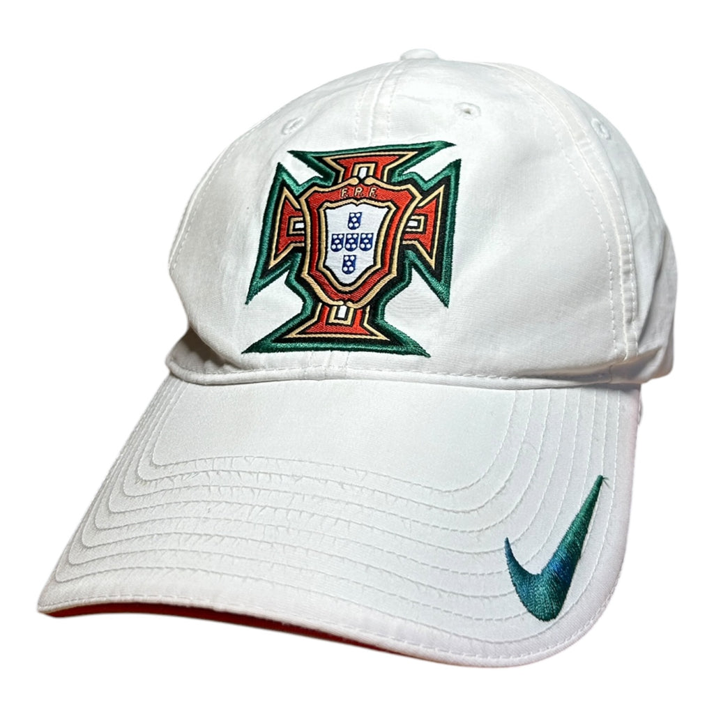 Nike Portugal Strap Cap - White