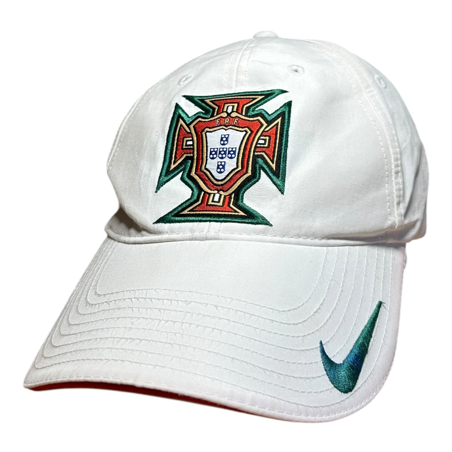 Nike Portugal Strap Cap - White